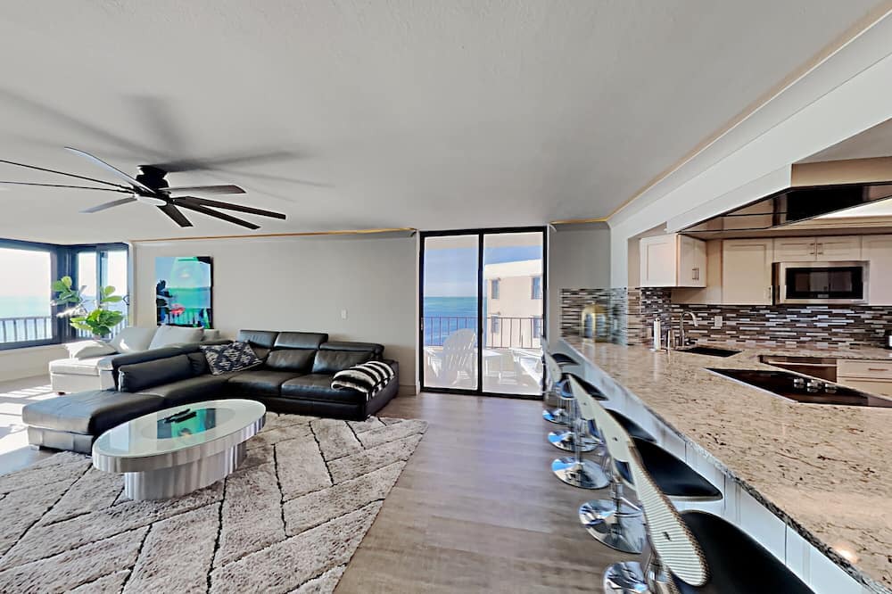 Photo of Bedroom in Punta Rassa