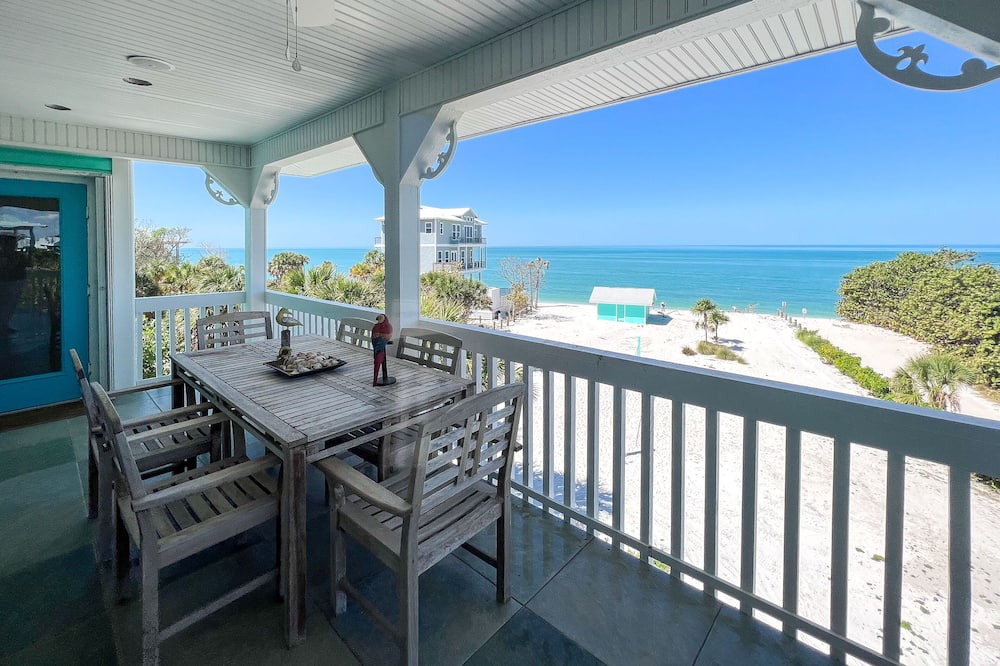 Photo of Patio Balcony in Jose's Hideaway