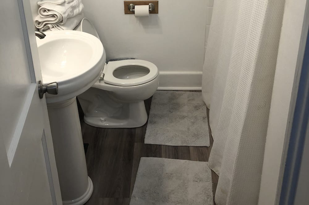 Photo of Bathroom in Chapel Ridge