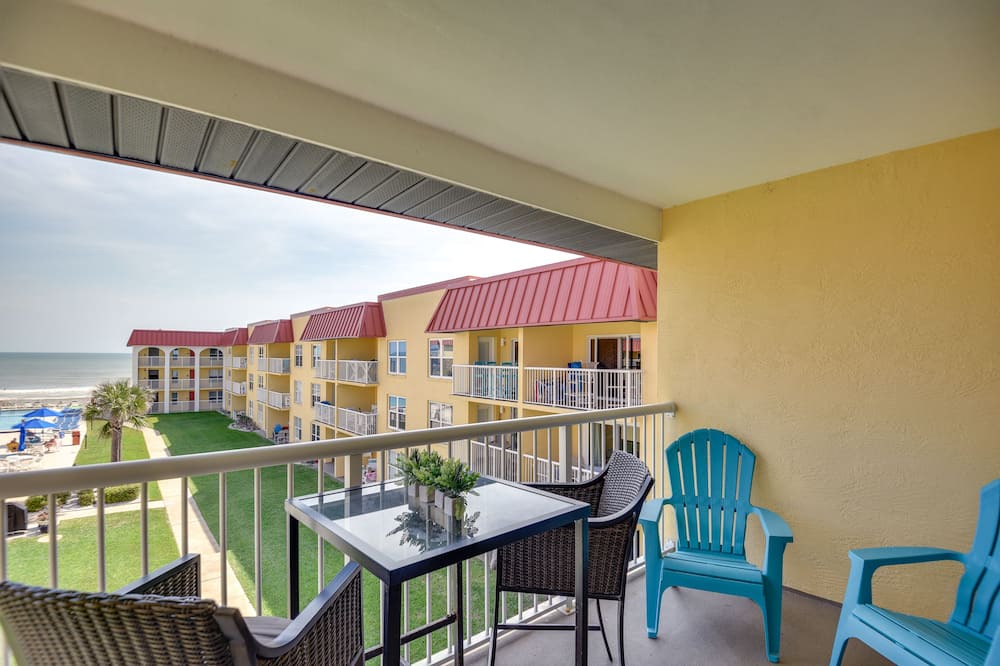 Photo of Patio Balcony in Point East