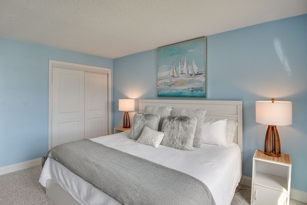 Photo of Bedroom in Point East