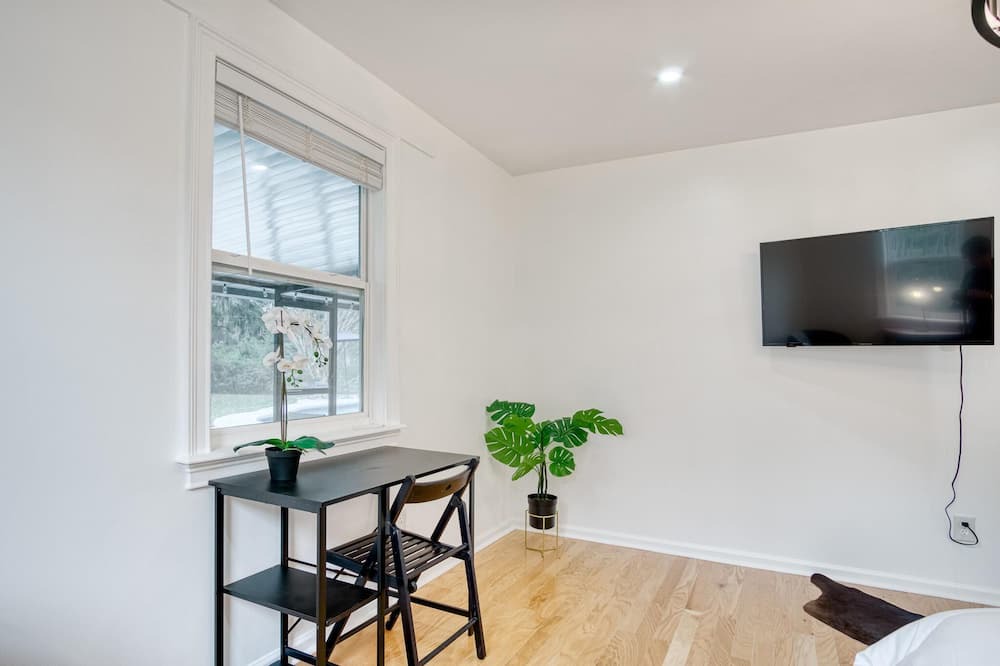 Photo of Bedroom in Southside