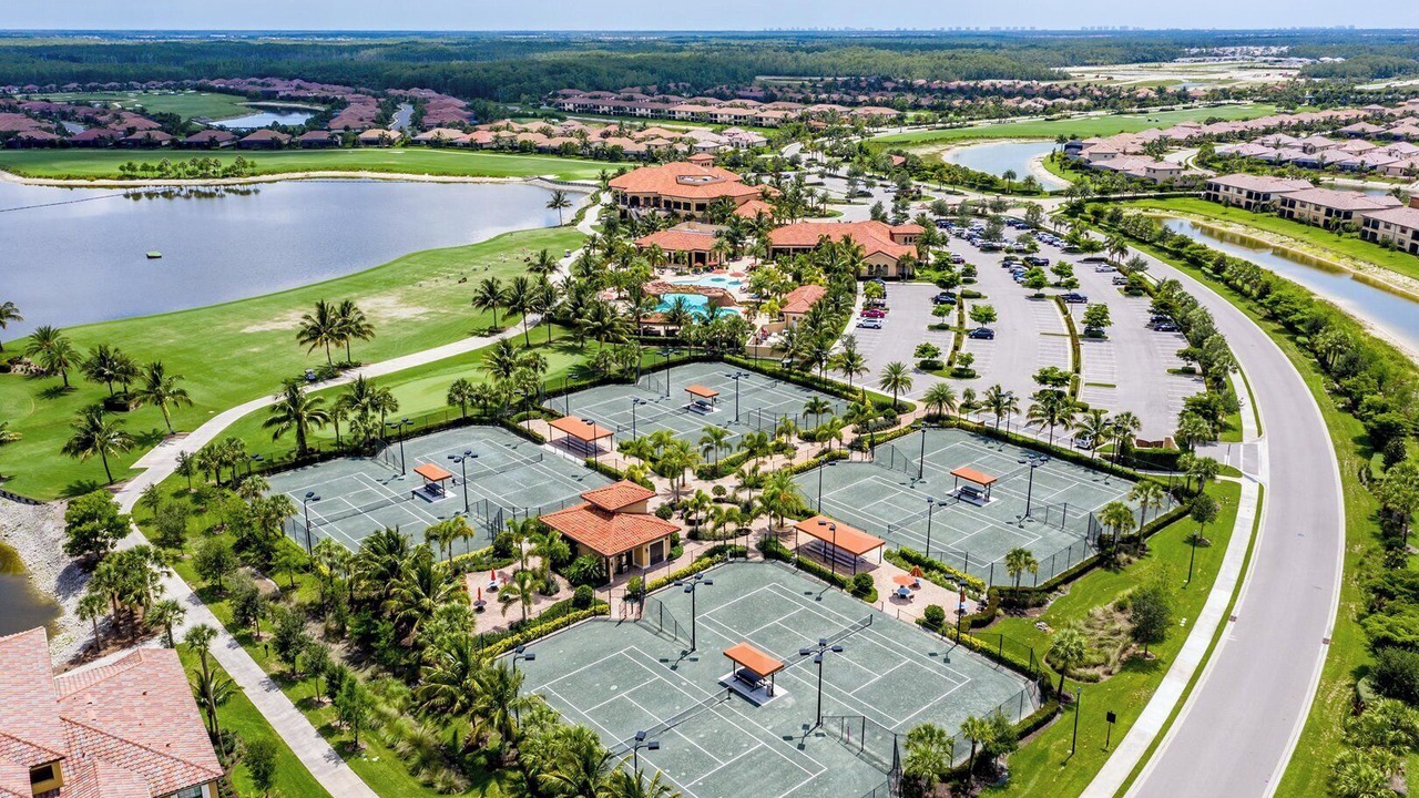 Photo of Outdoor in Naples