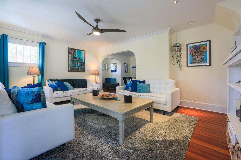 Photo of Livingroom in DeLand