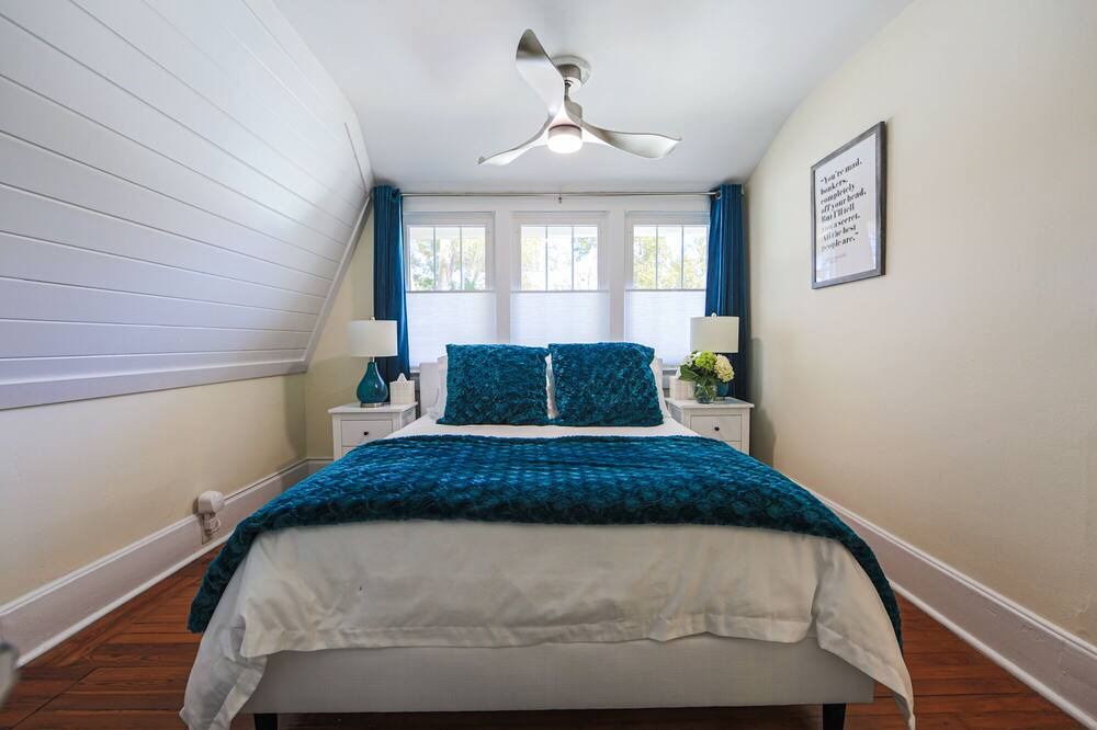 Photo of Bedroom in DeLand