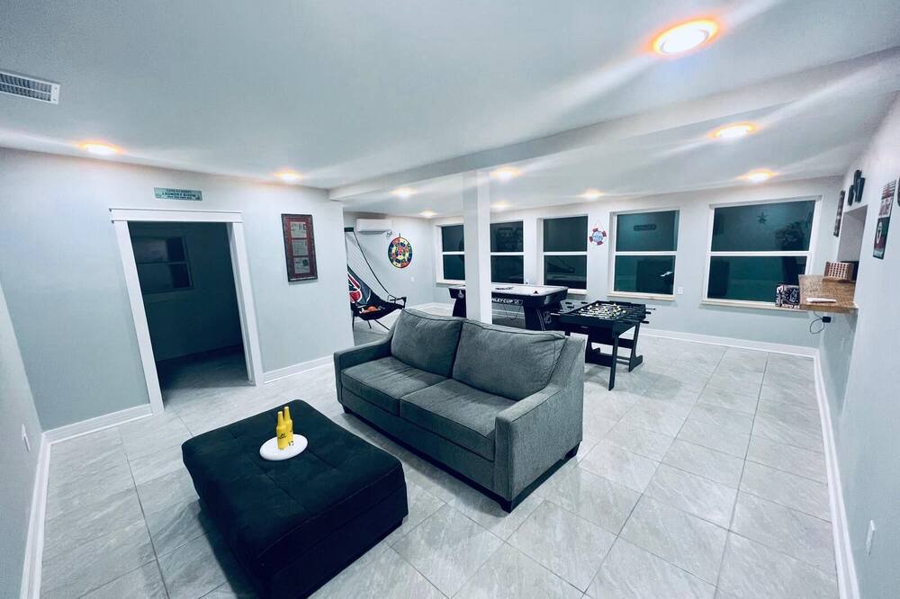 Photo of Livingroom in Warrington