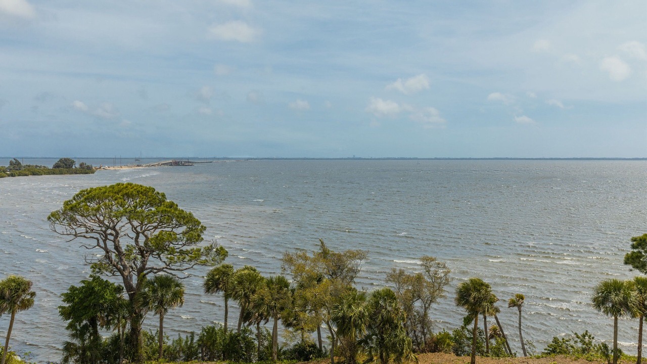 Photo of Bedroom in Titusville