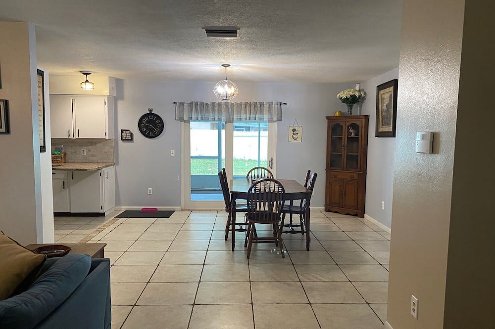 Photo of Livingroom in Umatilla
