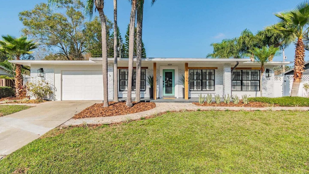 Photo of Outdoor in Carrollwood