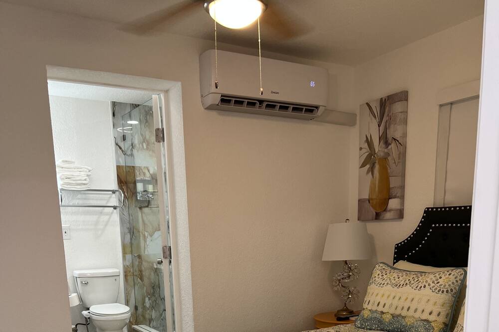 Photo of Bedroom in Tampa