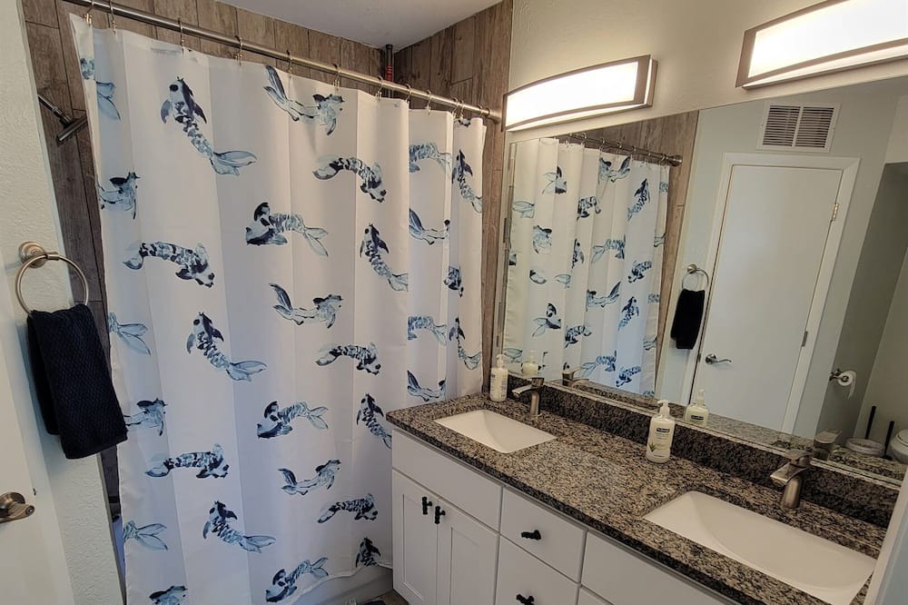 Photo of Bathroom in Bayview