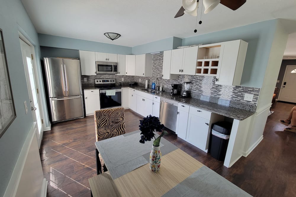 Photo of Kitchen in Bayview