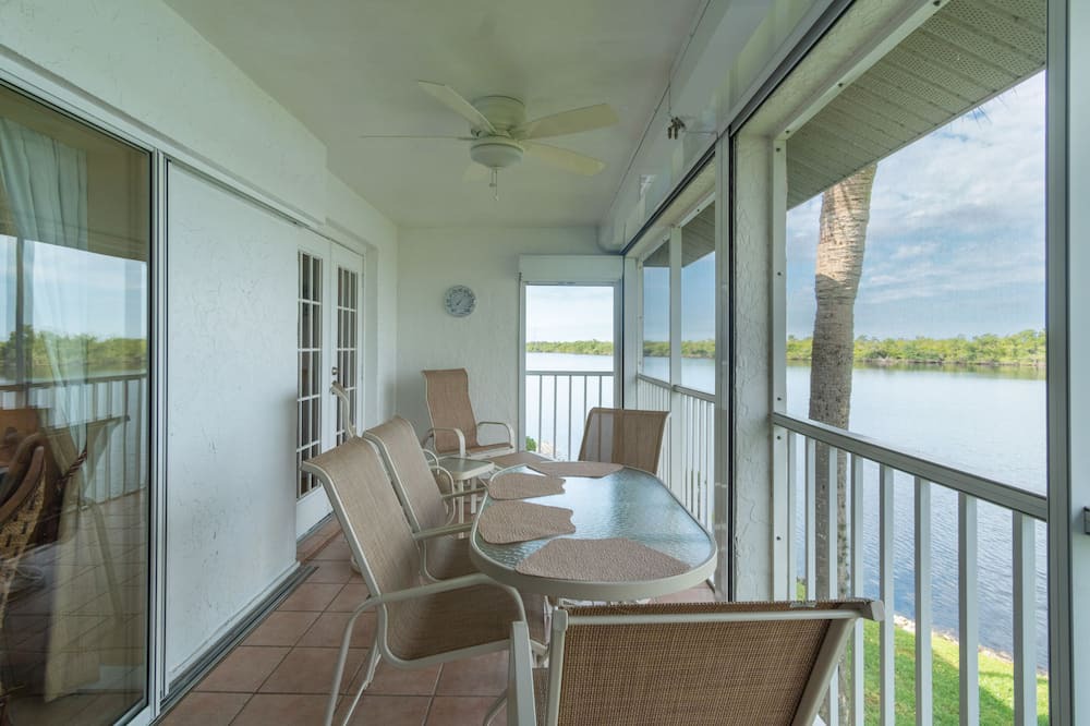 Photo of Patio Balcony in Hammock Bay