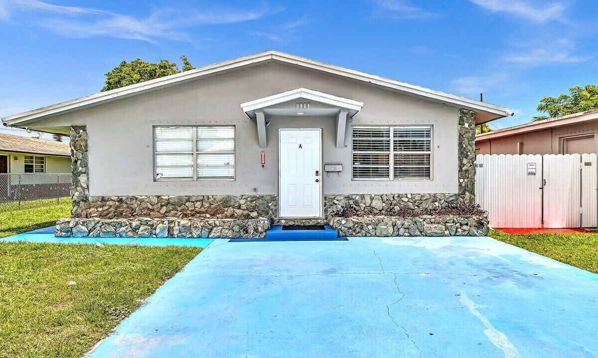 Photo of Outdoor in Royal Poinciana