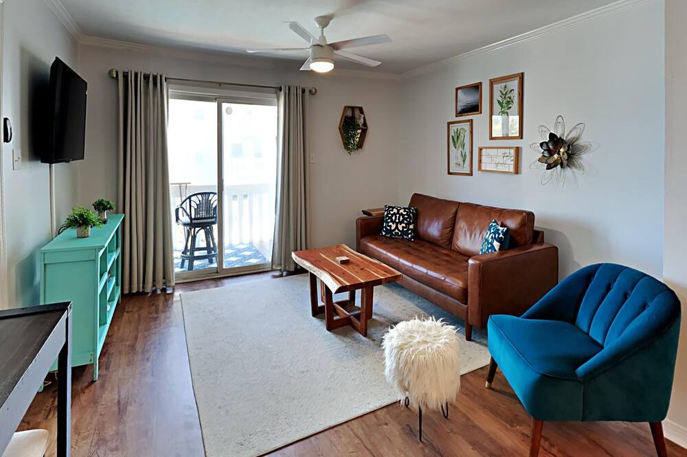 Photo of Livingroom in Fort Walton Beach