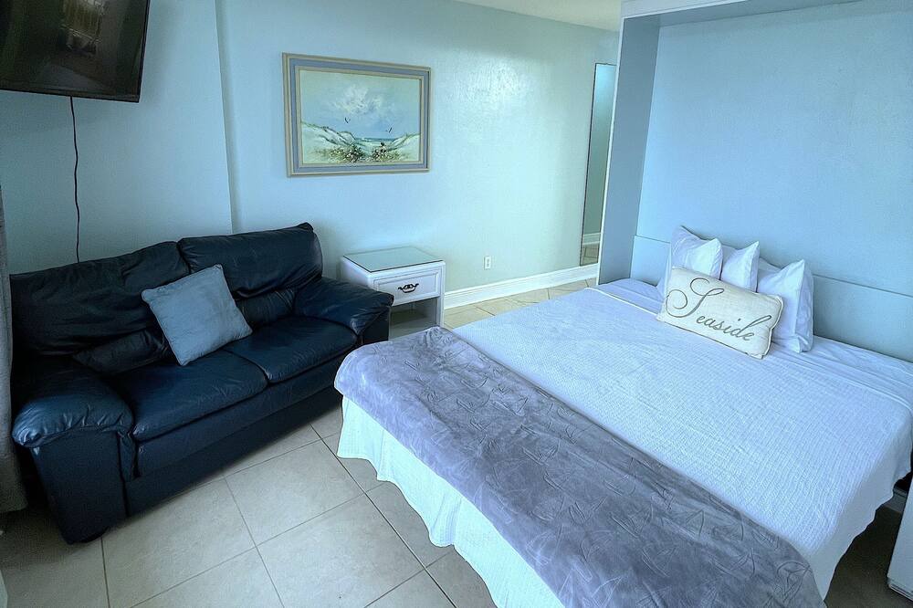 Photo of Bedroom in Bostwick Park