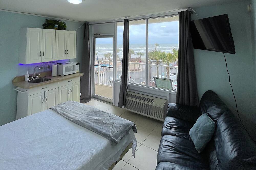 Photo of Bedroom in Bostwick Park