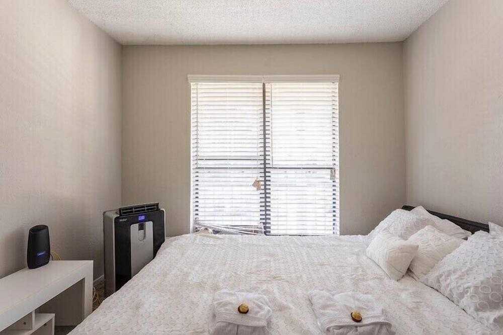 Photo of Bedroom in University
