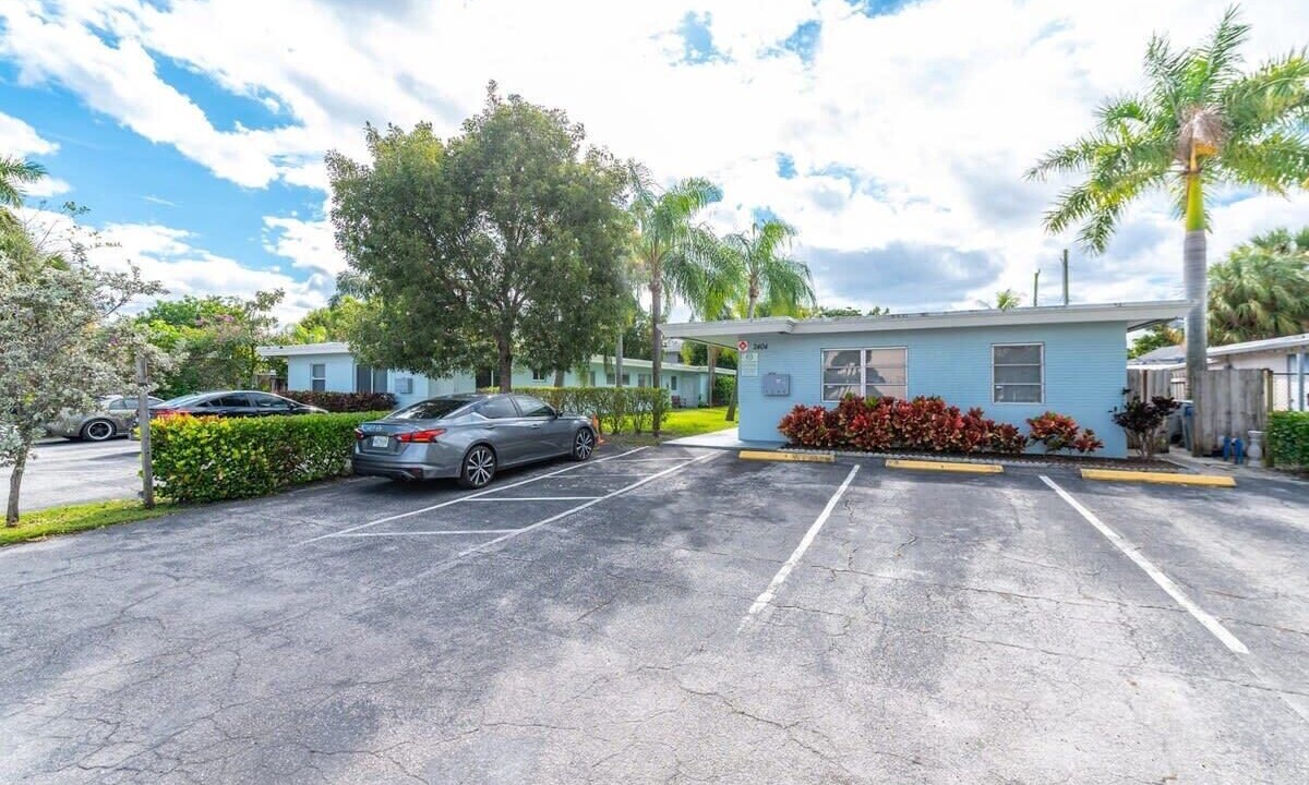 Photo of Outdoor in Santa Barbara Estates