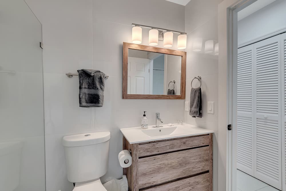 Photo of Bathroom in Buena Vista