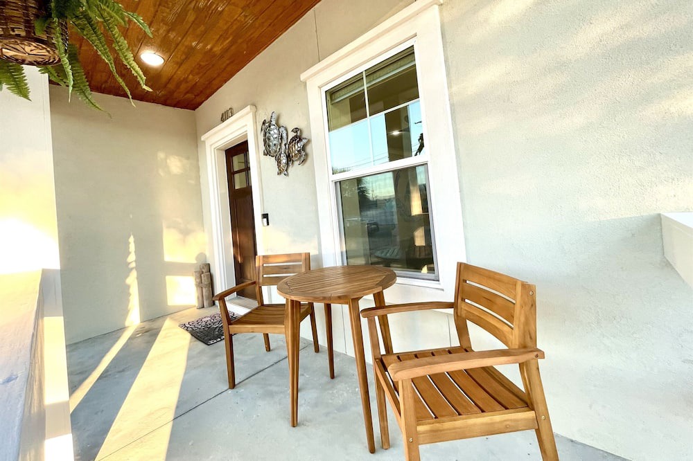 Photo of Outdoor in Bel Air