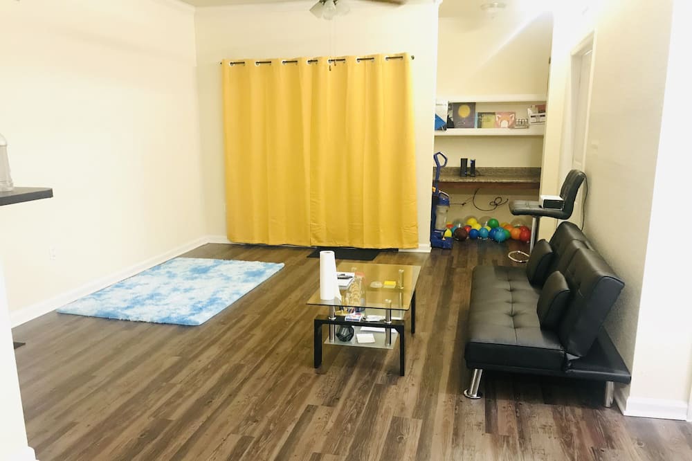 Photo of Livingroom in Bal Bay