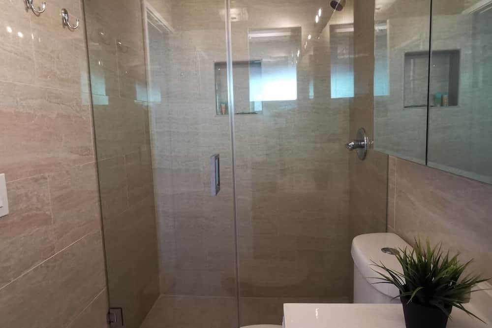Photo of Bathroom in North Corals