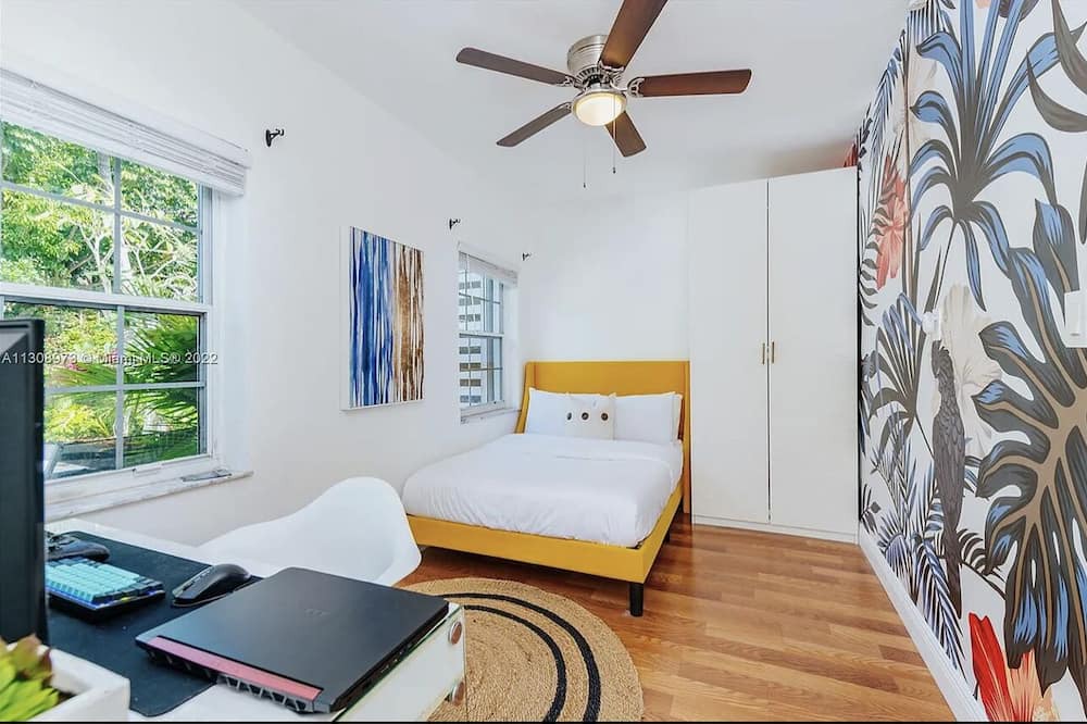 Photo of Bedroom in El Portal