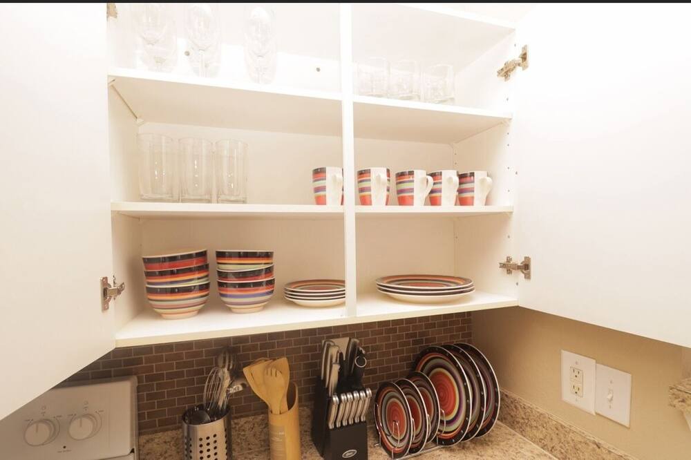 Photo of Kitchen in South Eola