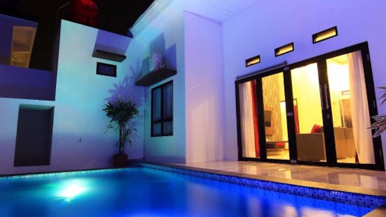 Photo of Outdoor in Country Club Section