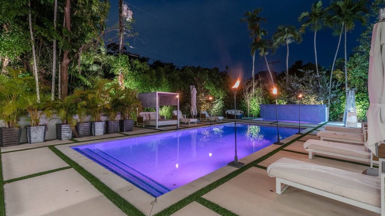 Photo of Outdoor in Country Club Section