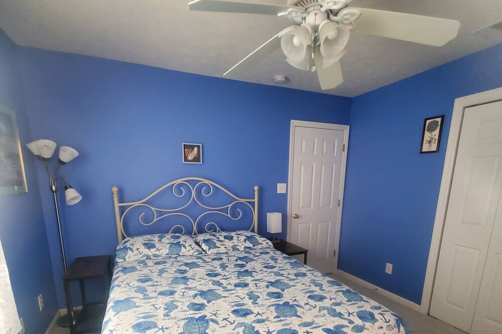 Photo of Bedroom in Magnolia Bluffs