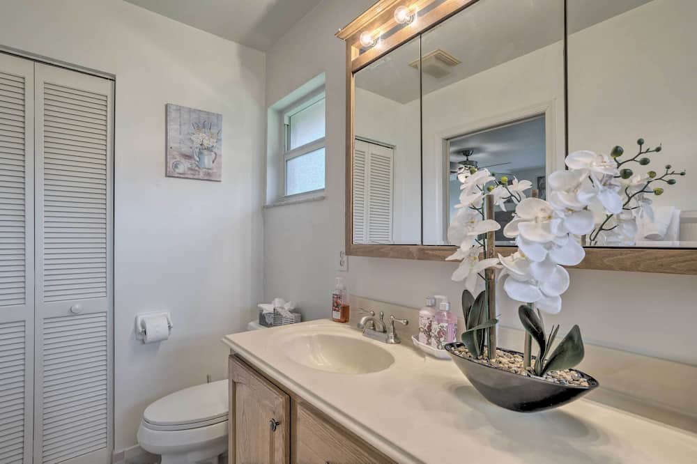 Photo of Bathroom in Royal Palm Beach