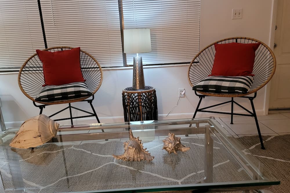 Photo of Livingroom in Fort Pierce