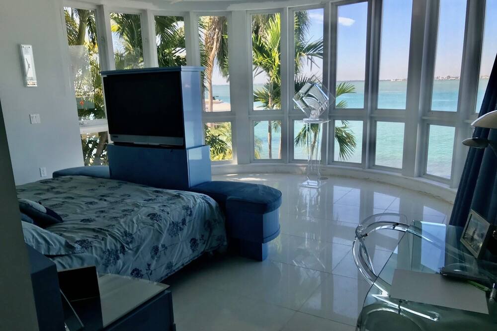 Photo of Bedroom in Coury
