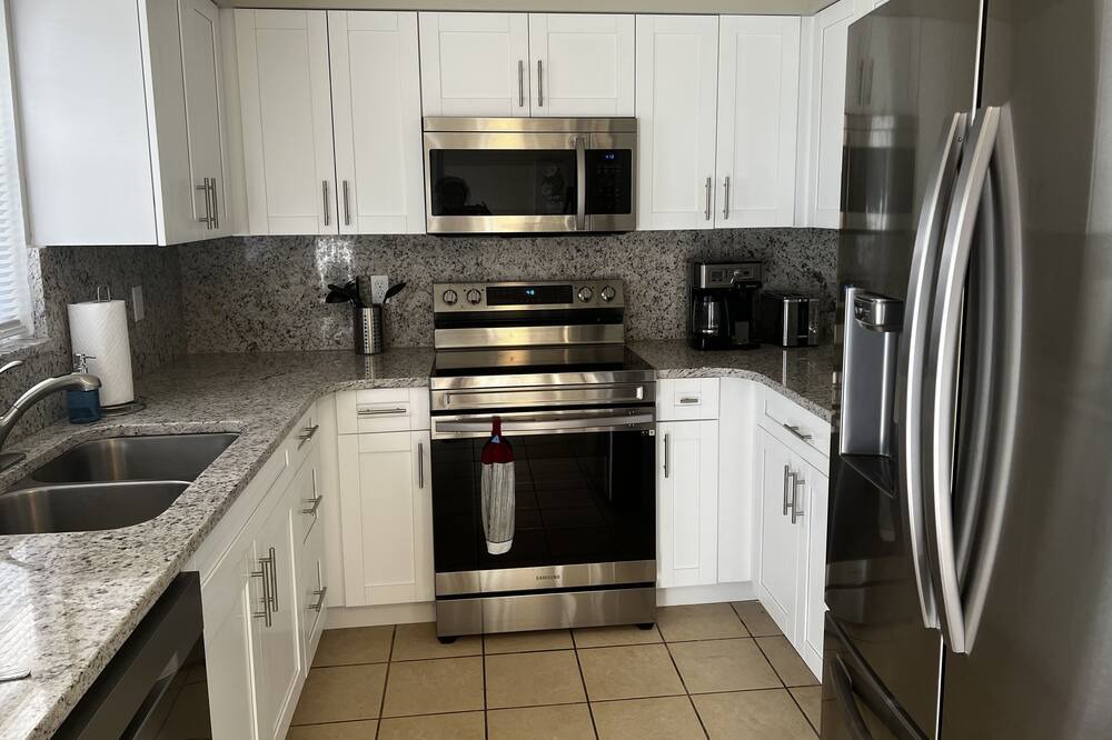 Photo of Kitchen in Candler