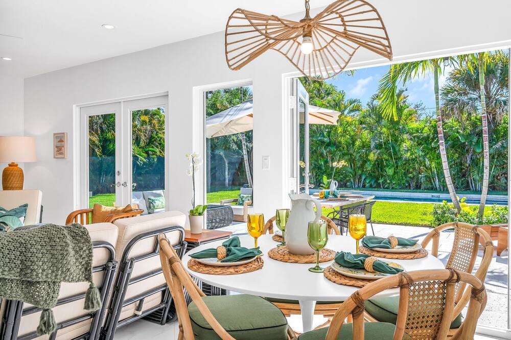 Photo of Outdoor in Bel Air