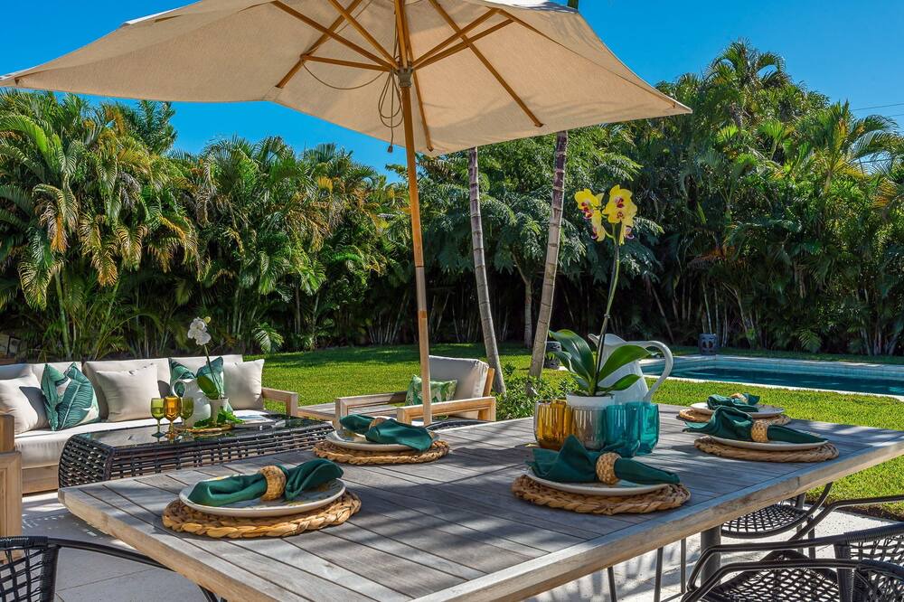 Photo of Outdoor in Bel Air