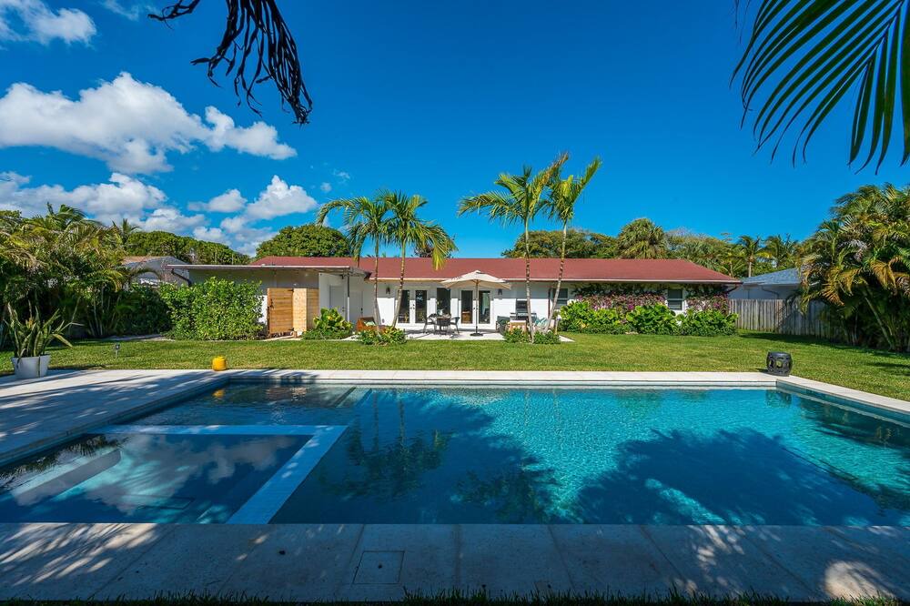 Photo of Outdoor in Bel Air