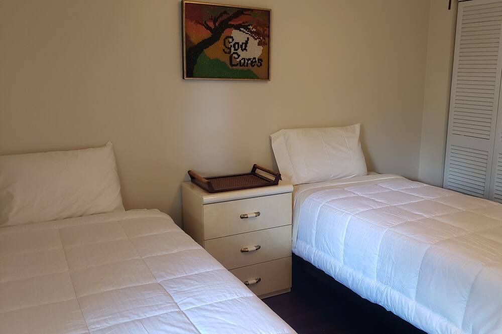 Photo of Bedroom in Tropic