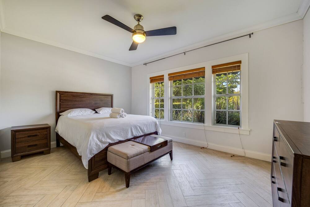 Photo of Bedroom in The Roads