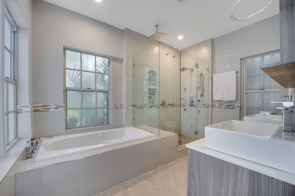 Photo of Bathroom in The Roads