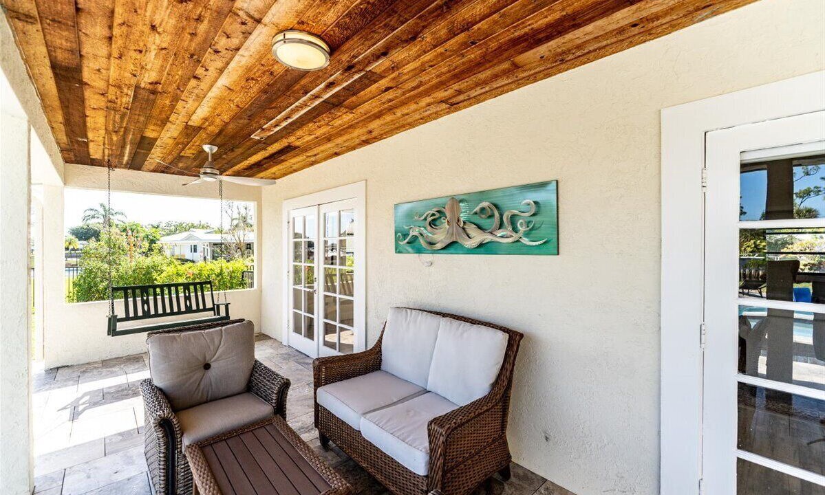 Photo of Patio Balcony in North River Shores