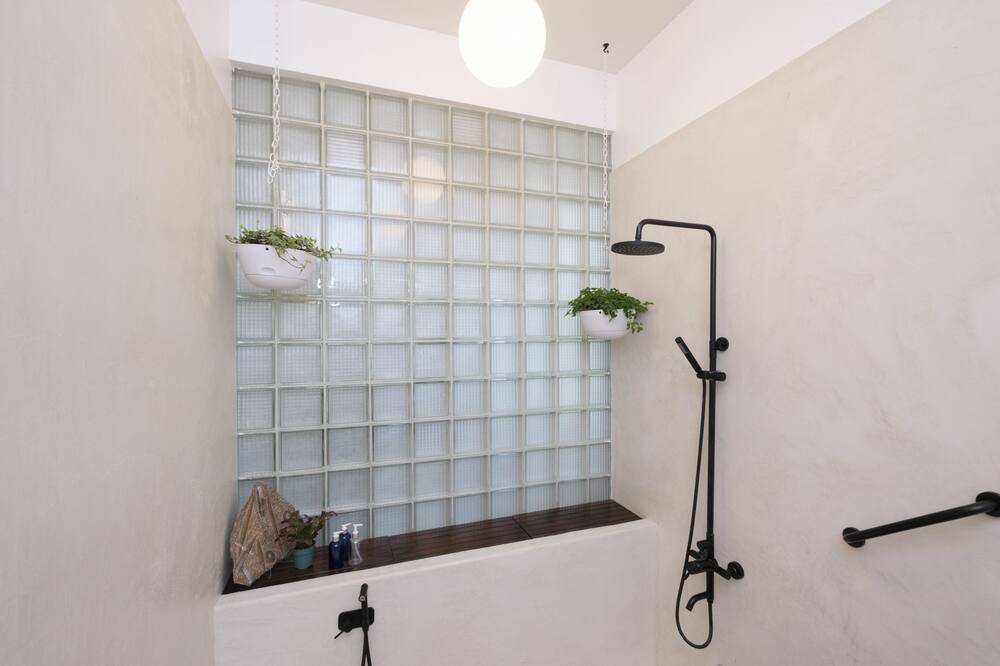 Photo of Bathroom in Gainesville