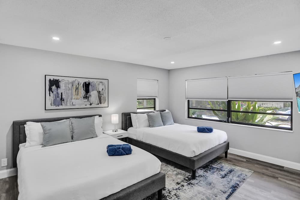 Photo of Bedroom in Pompano Isles