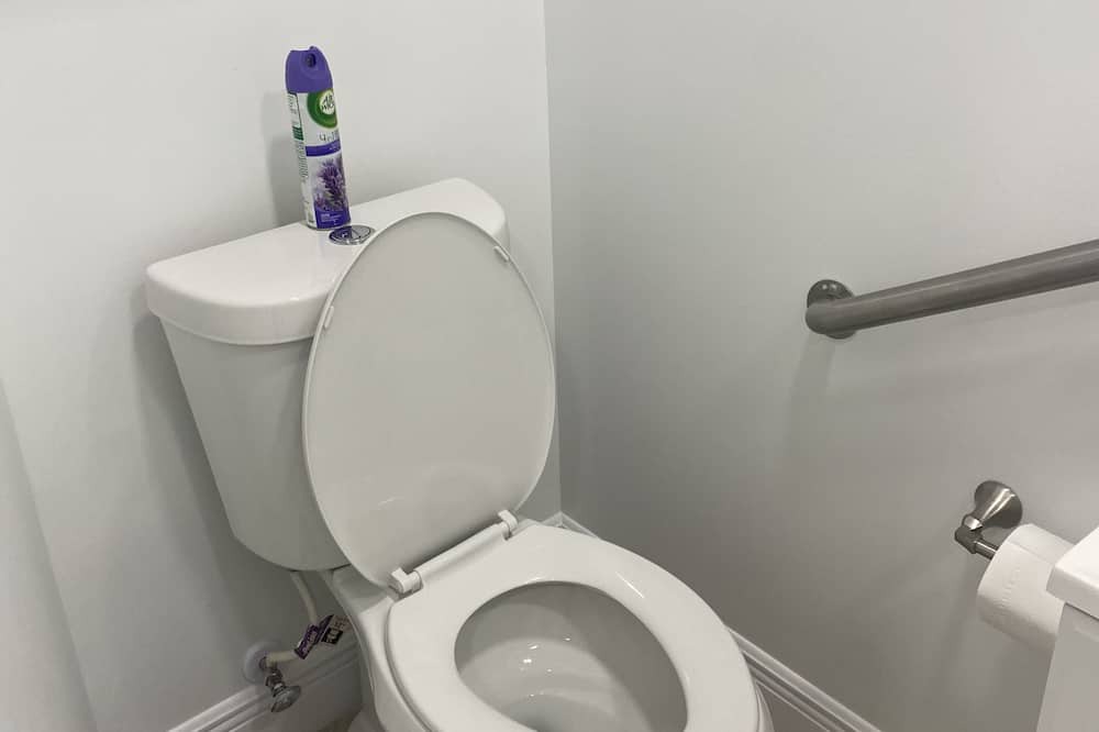 Photo of Bathroom in Greenacres
