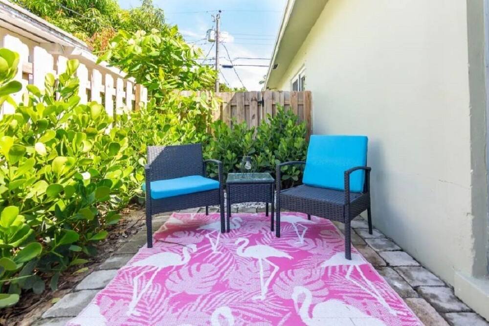 Photo of Others in Poinsettia Heights