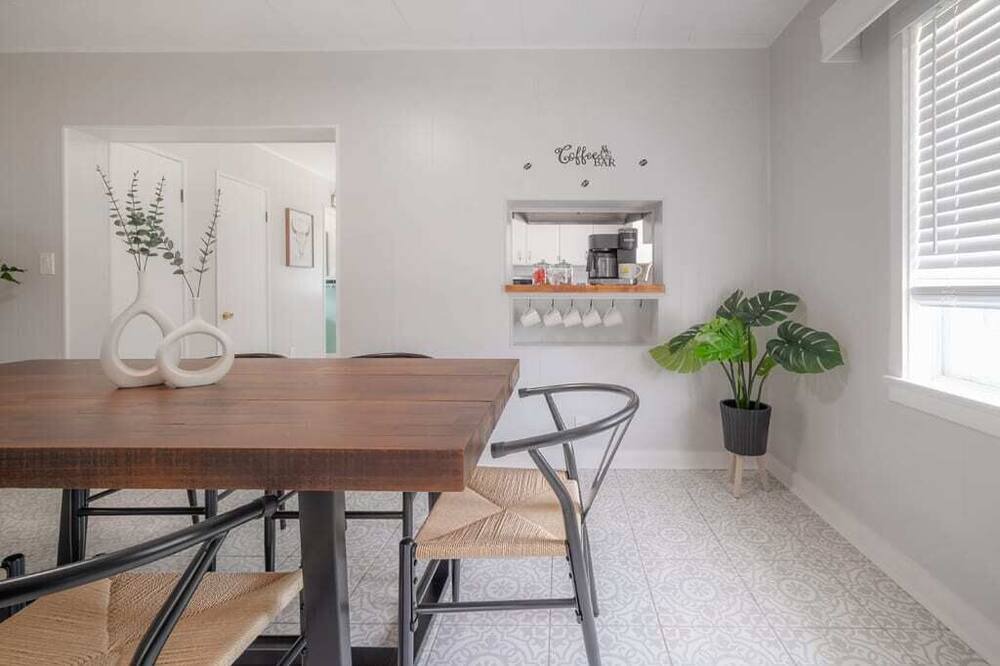 Photo of Livingroom in Riverside Heights