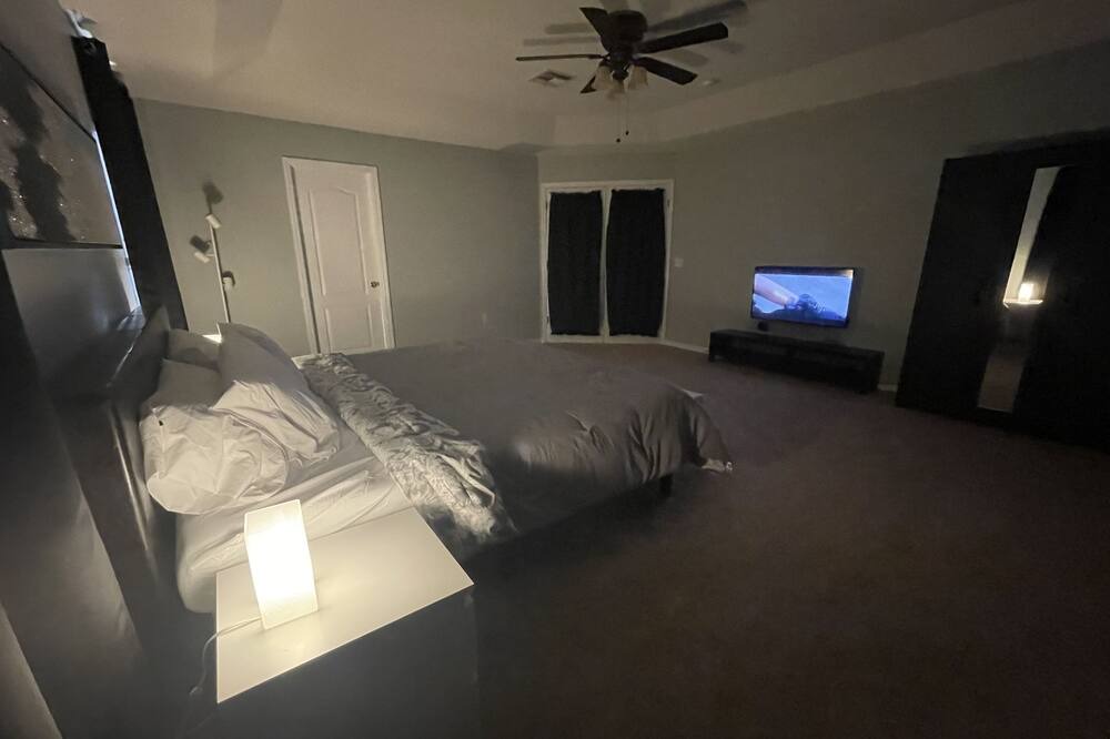 Photo of Bedroom in West Stonebridge