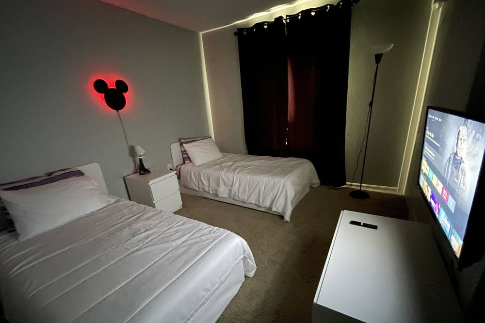 Photo of Bedroom in West Stonebridge